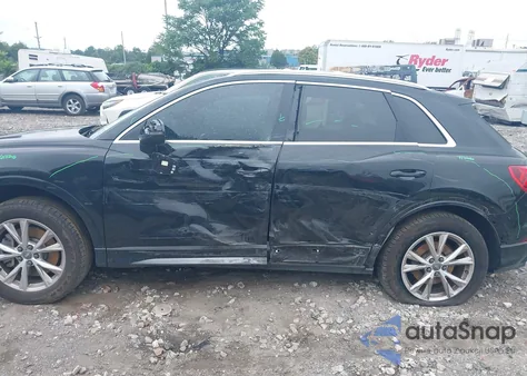 2021 Audi Q3 Premium 45 Tfsi S Line Quattro Tiptronic from USA, damaged, VIN WA1DECF36M1010936